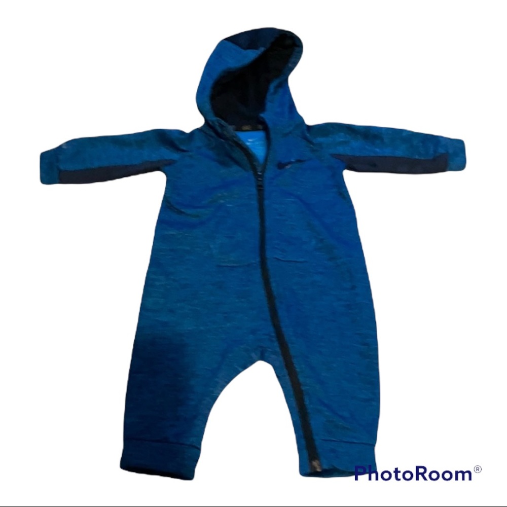 Nike size 3 to 6 month one piece outfit
